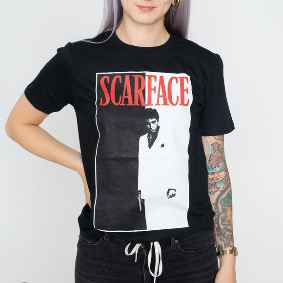 PrettyLittleThing Black Scarface Graphic Tee Size Small - Picture 1 of 5
